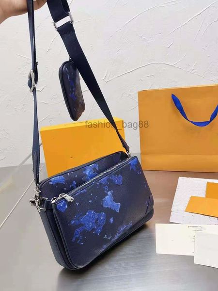 shoulder bags quality high designer spray painting three in one postman bag men's and women's single camera bag 2022
shoulder bags quality high designer spray painting three in one postman bag men's and women's single camera bag 2022