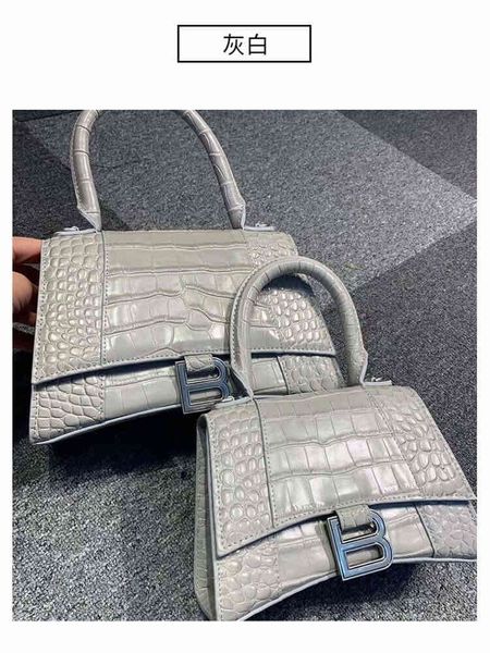 bag 2022 designer bag crocodile hourglass bag bal leather handbag versatile messenger handbag one shoulder makeup lady's handbags cowhi
bag 2022 designer bag crocodile hourglass bag bal leather handbag versatile messenger handbag one shoulder makeup lady's handbags cowhi