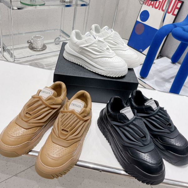 2023 men shoe platform trainers sneakers genuine leather black white casual hiking shoes outdoor flying boat with box no410
2023 men shoe platform trainers sneakers genuine leather black white casual hiking shoes outdoor flying boat with box no410