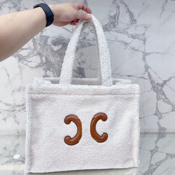 soft fur womens shopping bags designers luxurys handbags totes winter fashion warm shoulder bag large size high quality
soft fur womens shopping bags designers luxurys handbags totes winter fashion warm shoulder bag large size high quality