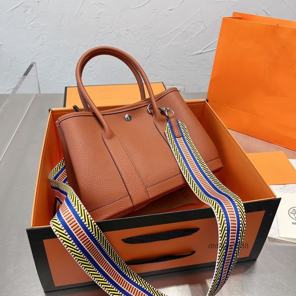 evening bags paris fashion 3 piece set women 2022crossbodybag tote bags genuine handbags purses lady coin purse shoulder strap pattern
evening bags paris fashion 3 piece set women 2022crossbodybag tote bags genuine handbags purses lady coin purse shoulder strap pattern