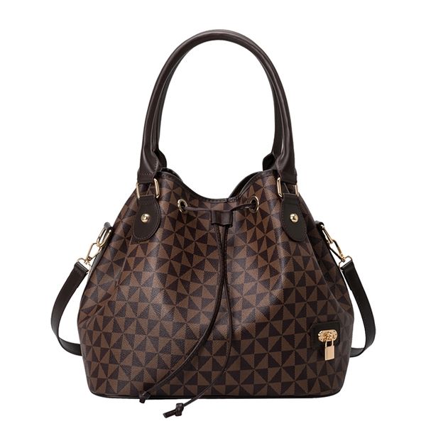 evening bags luxury large capacity bucket womens handbag single shoulder messenger women designer 220901
evening bags luxury large capacity bucket womens handbag single shoulder messenger women designer 220901