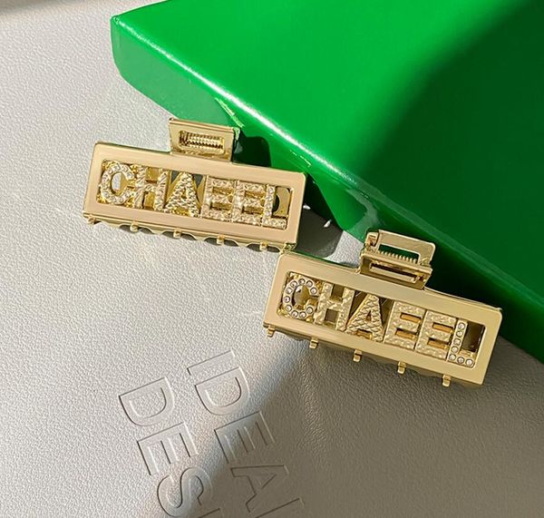 european and american hollow letter clamps versatile fashion cute rhinestone headwear female fast delivery, Slivery;golden
european and american hollow letter clamps versatile fashion cute rhinestone headwear female fast delivery, Slivery;golden