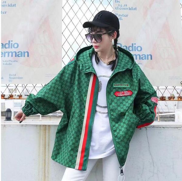 new women jacket zipper hooded luxury ggity letter design print outwear loose coat windbreaker female, Black;brown
new women jacket zipper hooded luxury ggity letter design print outwear loose coat windbreaker female, Black;brown