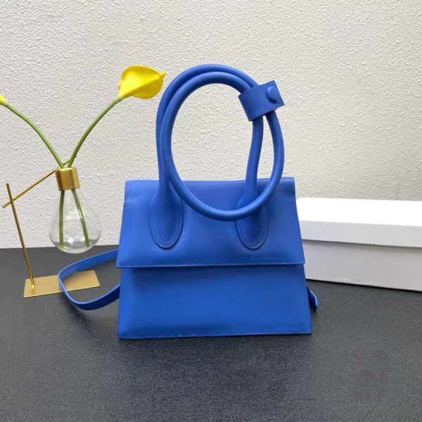 2022 classic designer women's shoulder bag brand luxury multicolor fashion portable bag aaaa hh3032
2022 classic designer women's shoulder bag brand luxury multicolor fashion portable bag aaaa hh3032