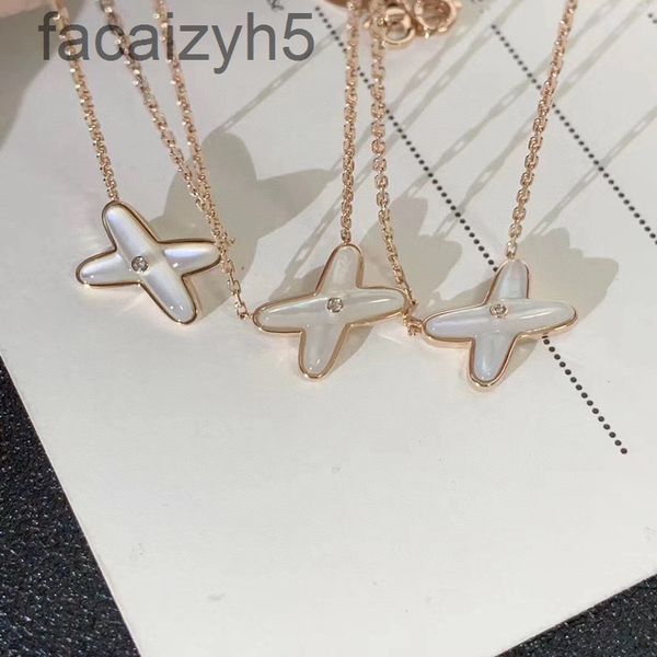 strands strings designer s925 sterling silver shangmei cross necklace white fritillaria high version rose gold pendant clavicle chain female, Black
strands strings designer s925 sterling silver shangmei cross necklace white fritillaria high version rose gold pendant clavicle chain female, Black