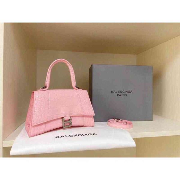 designer bag 2022 retro hourglass bag women genuine leather handbag b buckle shoulder bags versatile purses and handbag portable dumpling ba
designer bag 2022 retro hourglass bag women genuine leather handbag b buckle shoulder bags versatile purses and handbag portable dumpling ba