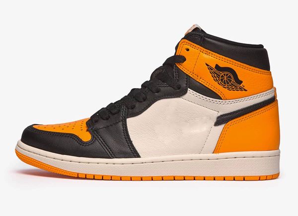 2022 authentic 1 high og taxi shoes yellow toe black sail men women outdoor sports sneakers with original box size us4-13
2022 authentic 1 high og taxi shoes yellow toe black sail men women outdoor sports sneakers with original box size us4-13
