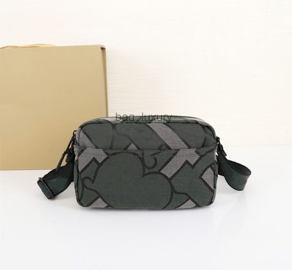 bag evening designer bags 2022 women s fashion simple wide shoulder strap matching small square crossbody camera bags
bag evening designer bags 2022 women s fashion simple wide shoulder strap matching small square crossbody camera bags