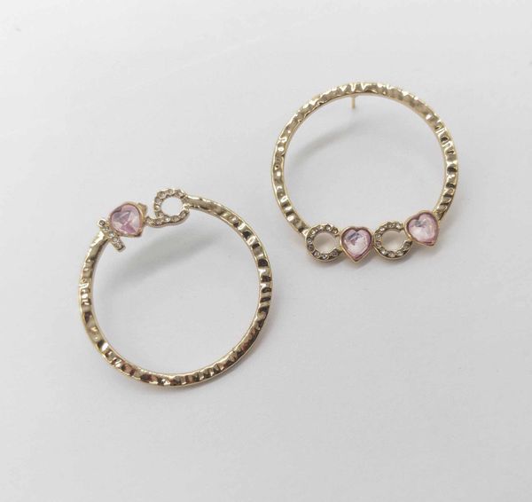 2022 charm round shape stud earring with heart shape and c words pink crystal have stamp box ps7112a, Golden
2022 charm round shape stud earring with heart shape and c words pink crystal have stamp box ps7112a, Golden