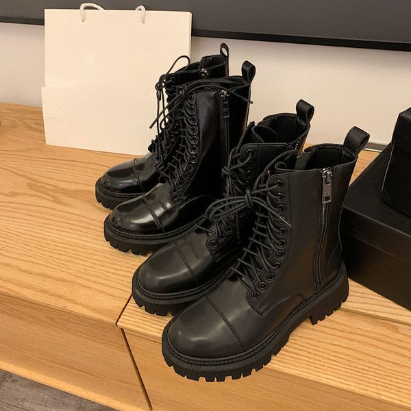 2022 autumn and winter designer boots classic mysterious black with pure copper double zipper cool open mold outsole light calf leather mart
2022 autumn and winter designer boots classic mysterious black with pure copper double zipper cool open mold outsole light calf leather mart