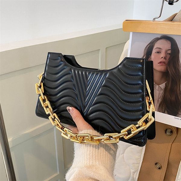 evening bags fashion rhombus womens trend pu leather shoulder bag luxury texture solid color zipper handbags for women 220901
evening bags fashion rhombus womens trend pu leather shoulder bag luxury texture solid color zipper handbags for women 220901