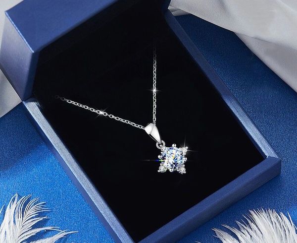 luxury designer necklace fashion pendant necklaces jewelry party gift girls women wedding love sterling silver diamond moissanite a karat va
luxury designer necklace fashion pendant necklaces jewelry party gift girls women wedding love sterling silver diamond moissanite a karat va