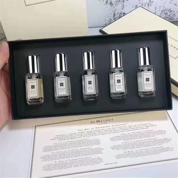 new released spray perfume 5 smell type perfume 9ml 5pcs epacket long lasting and high fragrance
new released spray perfume 5 smell type perfume 9ml 5pcs epacket long lasting and high fragrance