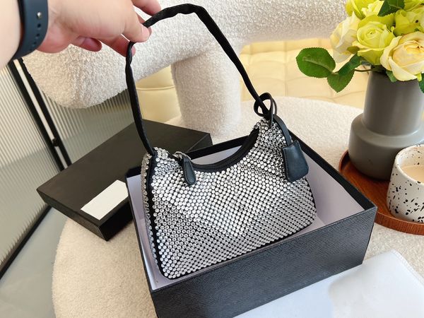 tz ss21 full diamond hobo bags designer ladies handbag luxurious blingbling's sparkling rhinestone all-match underarm bag evening shoul
tz ss21 full diamond hobo bags designer ladies handbag luxurious blingbling's sparkling rhinestone all-match underarm bag evening shoul
