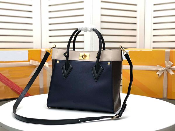 designer luxury women the tote bag fashion versatile handbags shoulder crossbody bags purse tories totes large capacity saddle wallets 7a 7s
designer luxury women the tote bag fashion versatile handbags shoulder crossbody bags purse tories totes large capacity saddle wallets 7a 7s