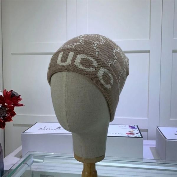 designer net red hat brand letter wool cap luxury warm women's knitted beanies wool men's versatile outdoor sports trendsetter str, Blue;gray
designer net red hat brand letter wool cap luxury warm women's knitted beanies wool men's versatile outdoor sports trendsetter str, Blue;gray