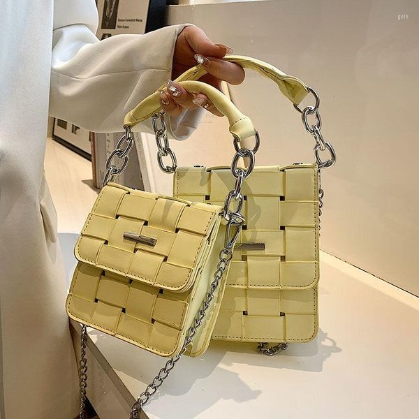 shoulder bags woven tote bag ladies messenger luxury designer simple style crossbody purse mobile phone
shoulder bags woven tote bag ladies messenger luxury designer simple style crossbody purse mobile phone