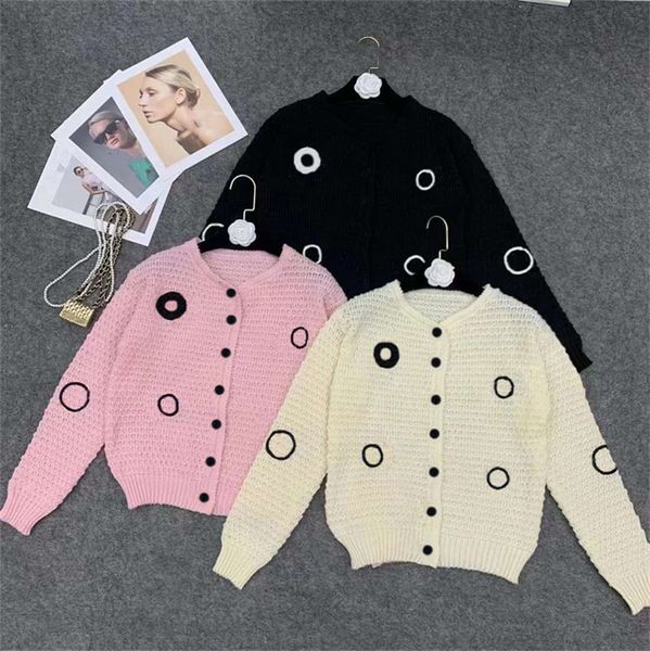 women's sweaters with letter jumper knitwear cardigan lady long sleeve knit cardigan 3 colors, White;black
women's sweaters with letter jumper knitwear cardigan lady long sleeve knit cardigan 3 colors, White;black
