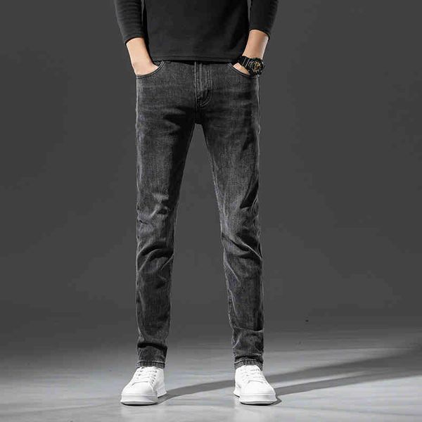 men's jeans summer men's jeans korean slim fit feet elastic high-end brand long pants wc04, Blue
men's jeans summer men's jeans korean slim fit feet elastic high-end brand long pants wc04, Blue