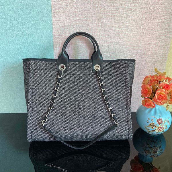 10a luxury tote designer handbag fashion beach bag classic female bag 39cm large capacity canvas one shoulder bag shopping bag
10a luxury tote designer handbag fashion beach bag classic female bag 39cm large capacity canvas one shoulder bag shopping bag