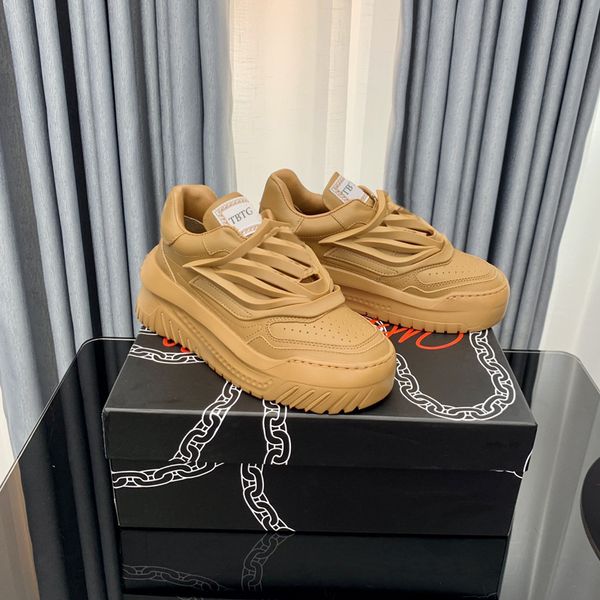 designer shoes platform shoe men sneakers outdoor mountaineering leather sports genuine cowhide trendy shoes trainers flying boat casual wit, Black
designer shoes platform shoe men sneakers outdoor mountaineering leather sports genuine cowhide trendy shoes trainers flying boat casual wit, Black