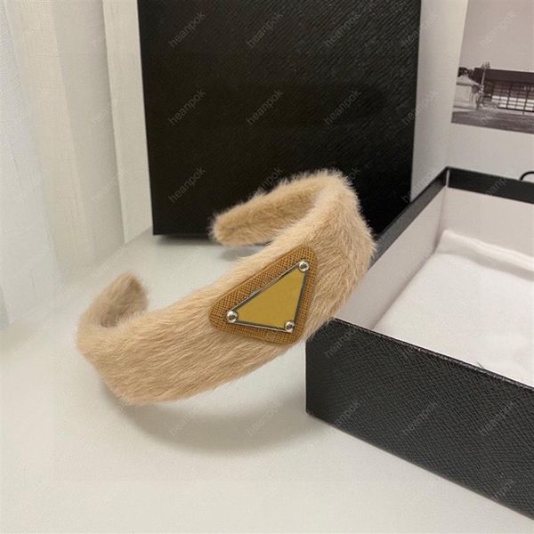 2022 cashmere headband designer hair bands triangle p hair hoop brands clasp for women girls fashion jewelry hair accessories whol282t, Silver
2022 cashmere headband designer hair bands triangle p hair hoop brands clasp for women girls fashion jewelry hair accessories whol282t, Silver