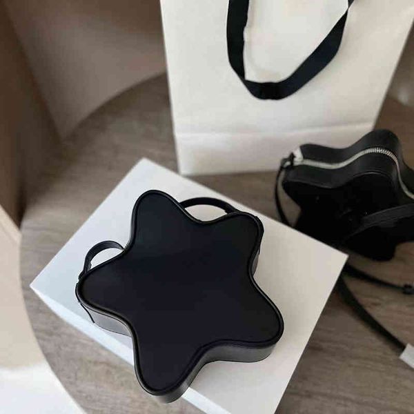 cross body bag brand c five pointed 2022 new cross female flower small star fashion one shoulder portable women's bag
cross body bag brand c five pointed 2022 new cross female flower small star fashion one shoulder portable women's bag