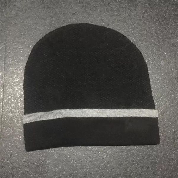 2021 winter beanie men women woolen hat leisure knitting beanies parka head cover cap263k, Blue;gray
2021 winter beanie men women woolen hat leisure knitting beanies parka head cover cap263k, Blue;gray