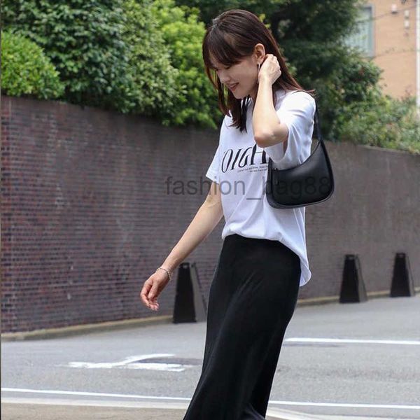 designers luxurys women bags high end the row leather shoulder bag women's armpit irregular fashion portable crescent simple hand cross
designers luxurys women bags high end the row leather shoulder bag women's armpit irregular fashion portable crescent simple hand cross