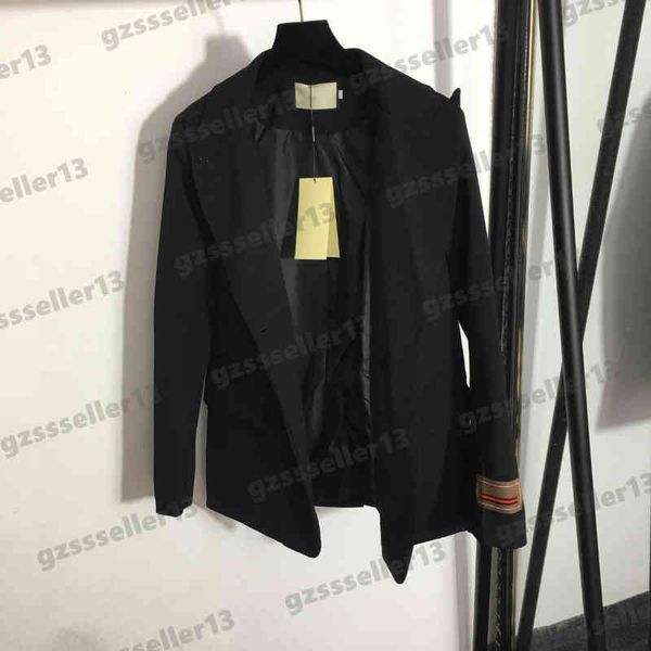 women jackets gu cuffs lettering logo embroidery jacket fashion brand two button slim blazer luxury womens clothing size s-xl 0912, Black;brown
women jackets gu cuffs lettering logo embroidery jacket fashion brand two button slim blazer luxury womens clothing size s-xl 0912, Black;brown