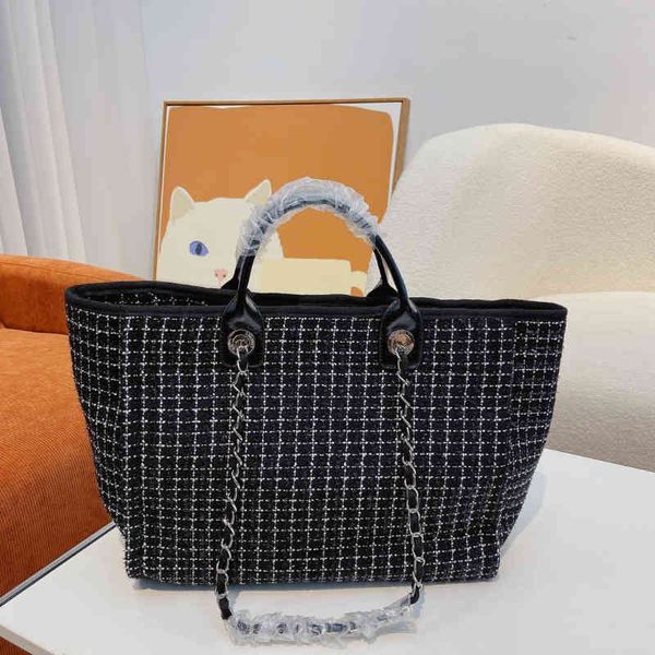 fashion totes fall new classic canvas ladies beach bag designer handbags shopping bags 220901
fashion totes fall new classic canvas ladies beach bag designer handbags shopping bags 220901