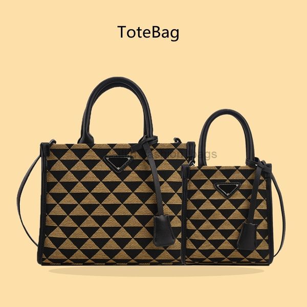 shoulder bags fashion brand women's canvas large capacity tote bag famous designer versatile handbag g220901
shoulder bags fashion brand women's canvas large capacity tote bag famous designer versatile handbag g220901