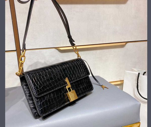 designer- fashion style new arrive shoulder bags crossbody bag women handbags selling and popular styles designed for young girls
designer- fashion style new arrive shoulder bags crossbody bag women handbags selling and popular styles designed for young girls
