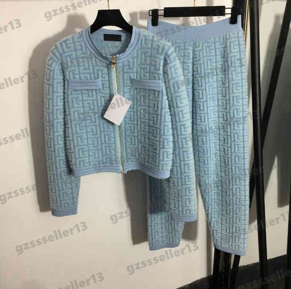 womens two pieces pants blm plush knit designer two-piece sets labyrinth pattern long sleeve zip cardigan jacket and slacks suit 0912, White
womens two pieces pants blm plush knit designer two-piece sets labyrinth pattern long sleeve zip cardigan jacket and slacks suit 0912, White