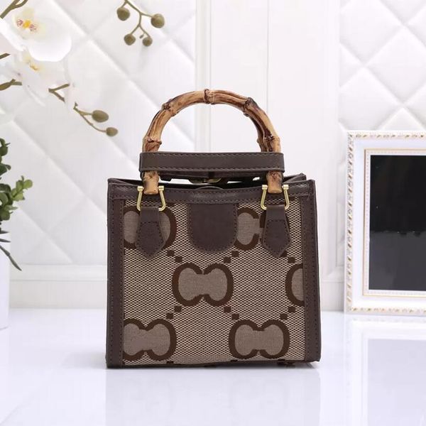 2022 new women's wallet diana bamboo tote bag luxury designer handbag pu leather canvas shoulder bags womens purse fashion pochette
2022 new women's wallet diana bamboo tote bag luxury designer handbag pu leather canvas shoulder bags womens purse fashion pochette