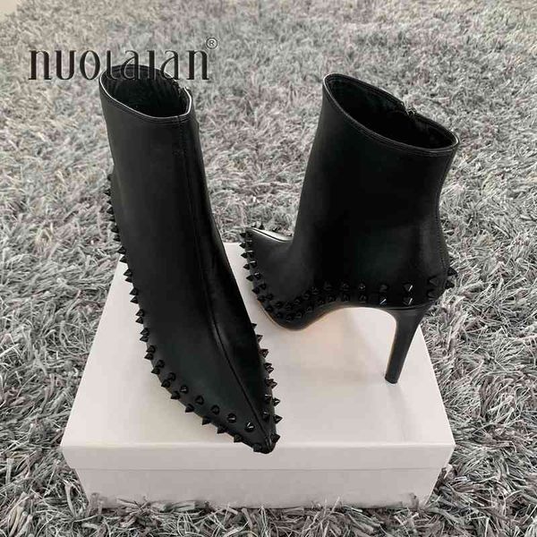 boots 2020 brand fashion women boots high heels ankle for rivet winter and autumn woman shoes plus size 4-11 220901, Black
boots 2020 brand fashion women boots high heels ankle for rivet winter and autumn woman shoes plus size 4-11 220901, Black