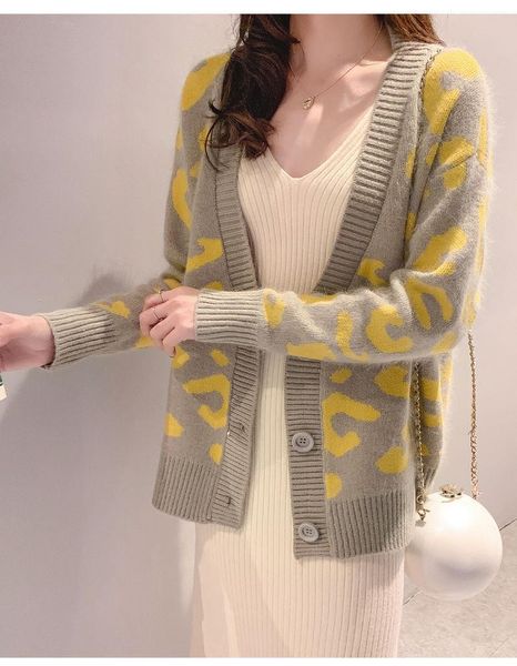 saled women's sweaters brown designer classic letter printed women fashion simple casual cardigans wool kit high street ccity coat leop, White;black
saled women's sweaters brown designer classic letter printed women fashion simple casual cardigans wool kit high street ccity coat leop, White;black