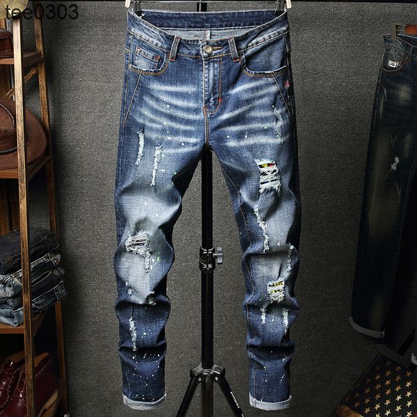 2021 jeans men's slim jeans elastic small feet men's korean version tide brand beggar hole washing fashion patch pants, Blue
2021 jeans men's slim jeans elastic small feet men's korean version tide brand beggar hole washing fashion patch pants, Blue