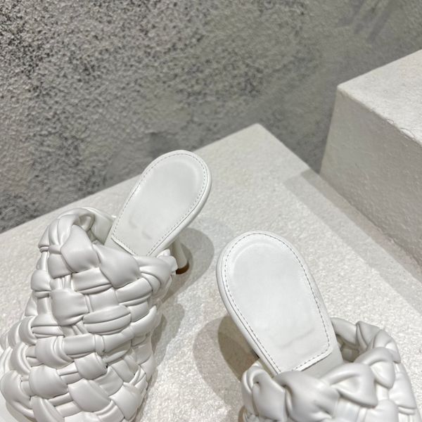 2022 new designer high-heeled slippers square head large braid in summer beautiful euro 34-42 us 3.5-11, Black
2022 new designer high-heeled slippers square head large braid in summer beautiful euro 34-42 us 3.5-11, Black