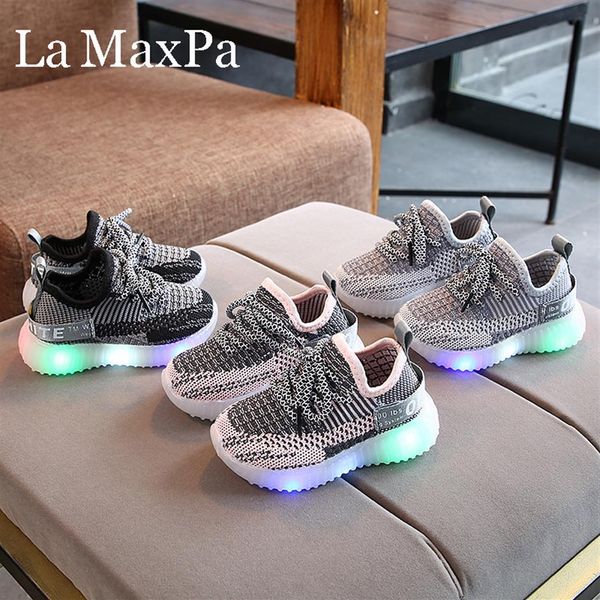new baby flashing lights sneakers toddler little kid led sneakers children luminous shoes boys girls sport running shoes249z, Black;red
new baby flashing lights sneakers toddler little kid led sneakers children luminous shoes boys girls sport running shoes249z, Black;red