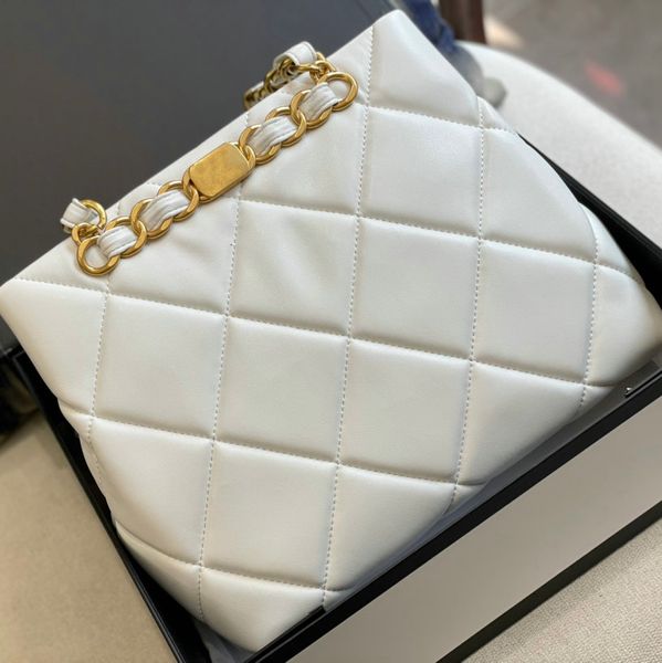 new luxury genuine leather woman bags quilted fashion bags for women flap retro clutch handbag metal chain small shoulder bag
new luxury genuine leather woman bags quilted fashion bags for women flap retro clutch handbag metal chain small shoulder bag