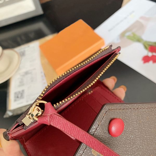 wholesale designer bags woman wallets fashion genuine leather card holder purse lady floral brown holders bag zipper designer wa, Red;black
wholesale designer bags woman wallets fashion genuine leather card holder purse lady floral brown holders bag zipper designer wa, Red;black