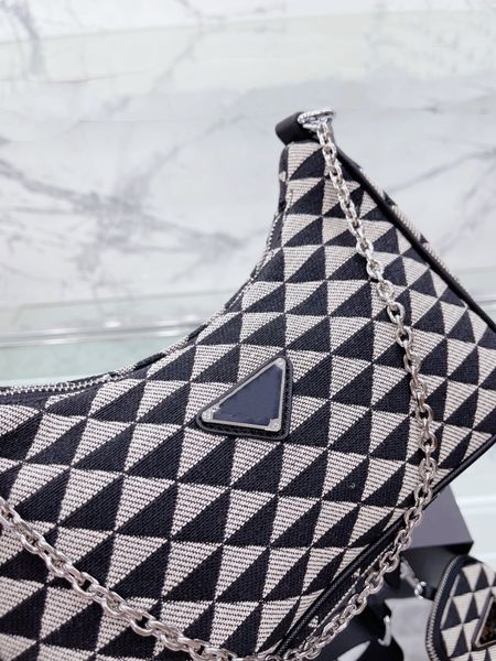 nylon three-piece cross-body bag of luxury designer fashion shoulder tote chain old school purse canvas messenger bag ccs purses wallet
nylon three-piece cross-body bag of luxury designer fashion shoulder tote chain old school purse canvas messenger bag ccs purses wallet