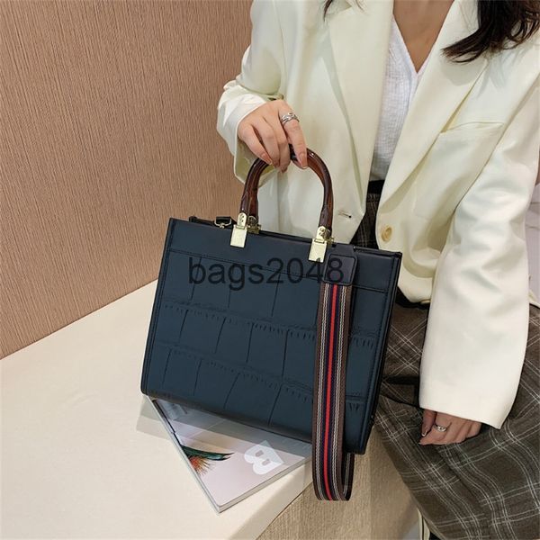 evening bags high capacity commuter women's net red fashion single shoulder with foreign style ins tote
evening bags high capacity commuter women's net red fashion single shoulder with foreign style ins tote