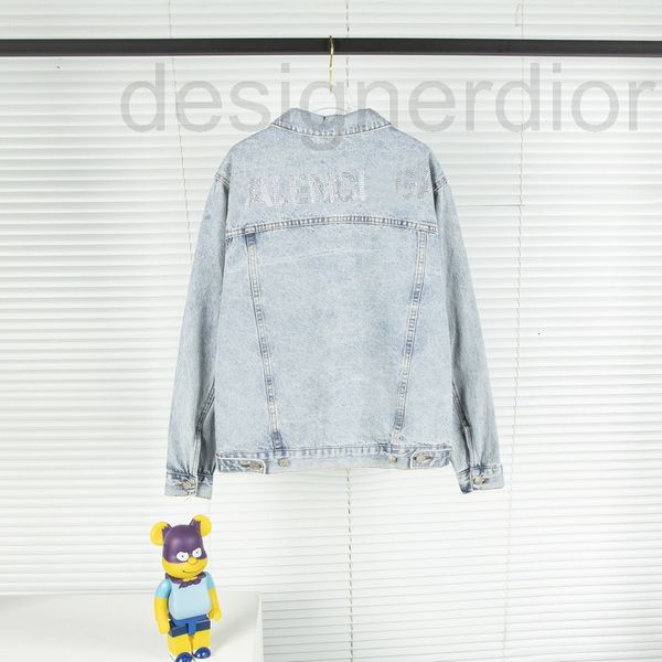 men's jackets designer high version 2022 spring and summer new luxury fashion paris b light blue rhinestone large letter men's wom, Black;brown
men's jackets designer high version 2022 spring and summer new luxury fashion paris b light blue rhinestone large letter men's wom, Black;brown