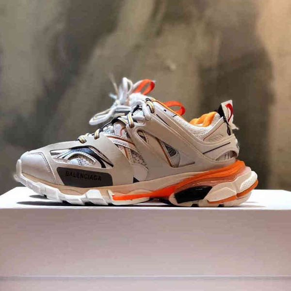 designer sports shoes balencigas roller skates spring 2022 generation high version daddy women's thick third soled red sneakers
designer sports shoes balencigas roller skates spring 2022 generation high version daddy women's thick third soled red sneakers