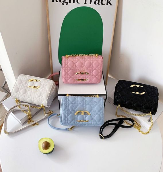 designer cd dor bag pu tote shoulder handbag fashion luxurious messenger womens lovers new fashion single shoulder versatile chain bag
designer cd dor bag pu tote shoulder handbag fashion luxurious messenger womens lovers new fashion single shoulder versatile chain bag
