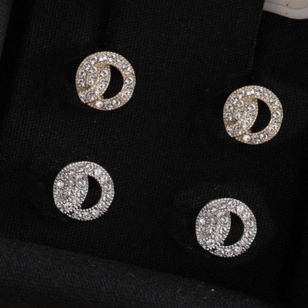 gold earrings fashion diamond stud earring aretes for lady women party wedding lovers gift engagement jewelry bride with box have 2323, Golden;silver
gold earrings fashion diamond stud earring aretes for lady women party wedding lovers gift engagement jewelry bride with box have 2323, Golden;silver