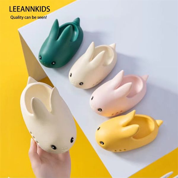 slipper summer kids women slippers eva soft sole sandals cute cartoon rabbit girl shoes non-slip baotou home slipper platform flip flops 220, Black;grey
slipper summer kids women slippers eva soft sole sandals cute cartoon rabbit girl shoes non-slip baotou home slipper platform flip flops 220, Black;grey
